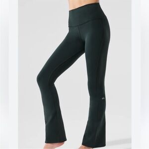 NWT Alo Yoga Airbush High-Waist Bootcut Legging